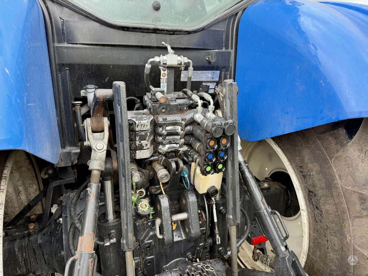 New Holland T6080, tractors