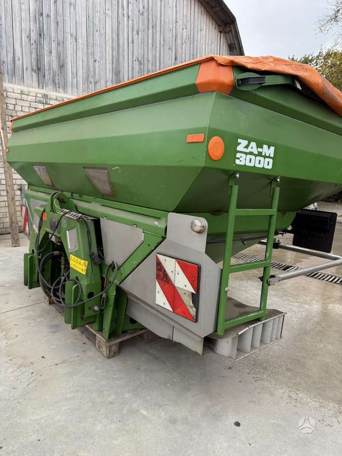 Amazone ZA-M 3000, spreaders