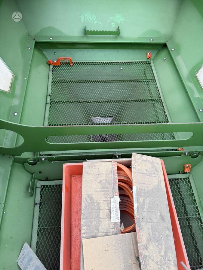 Amazone ZA-M 3000, spreaders