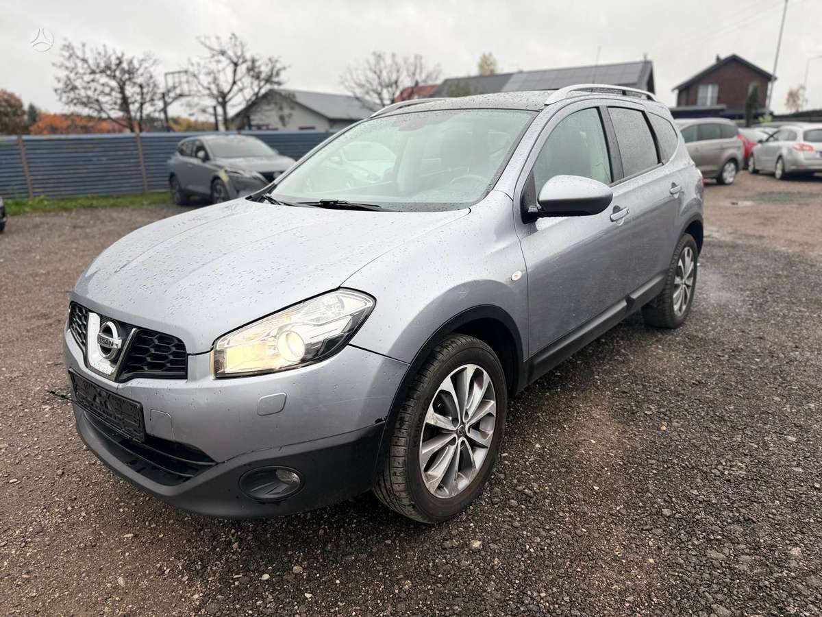 Nissan Qashqai+2