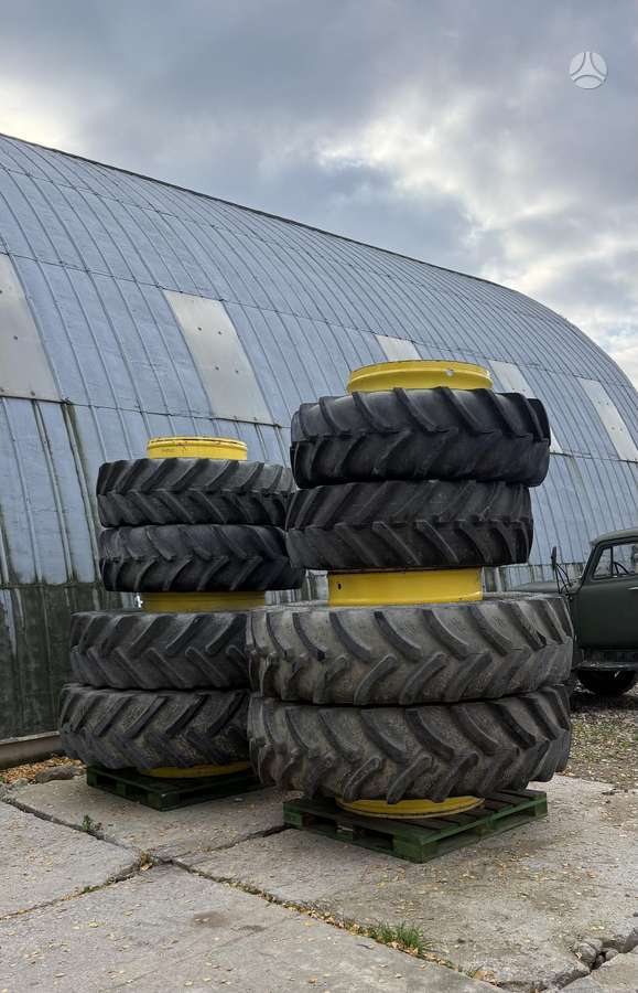 John Deere 6R 7R dubliai, тракторы