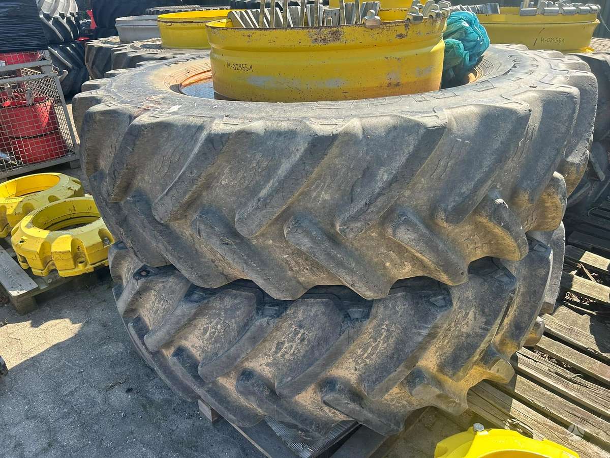 John Deere 6R 7R dubliai, тракторы