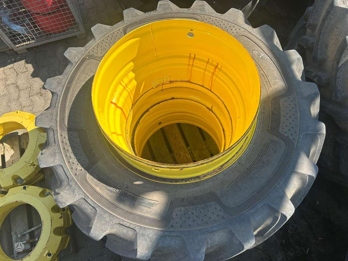 John Deere 6R 7R dubliai, тракторы