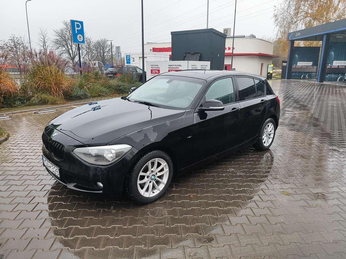 BMW 118