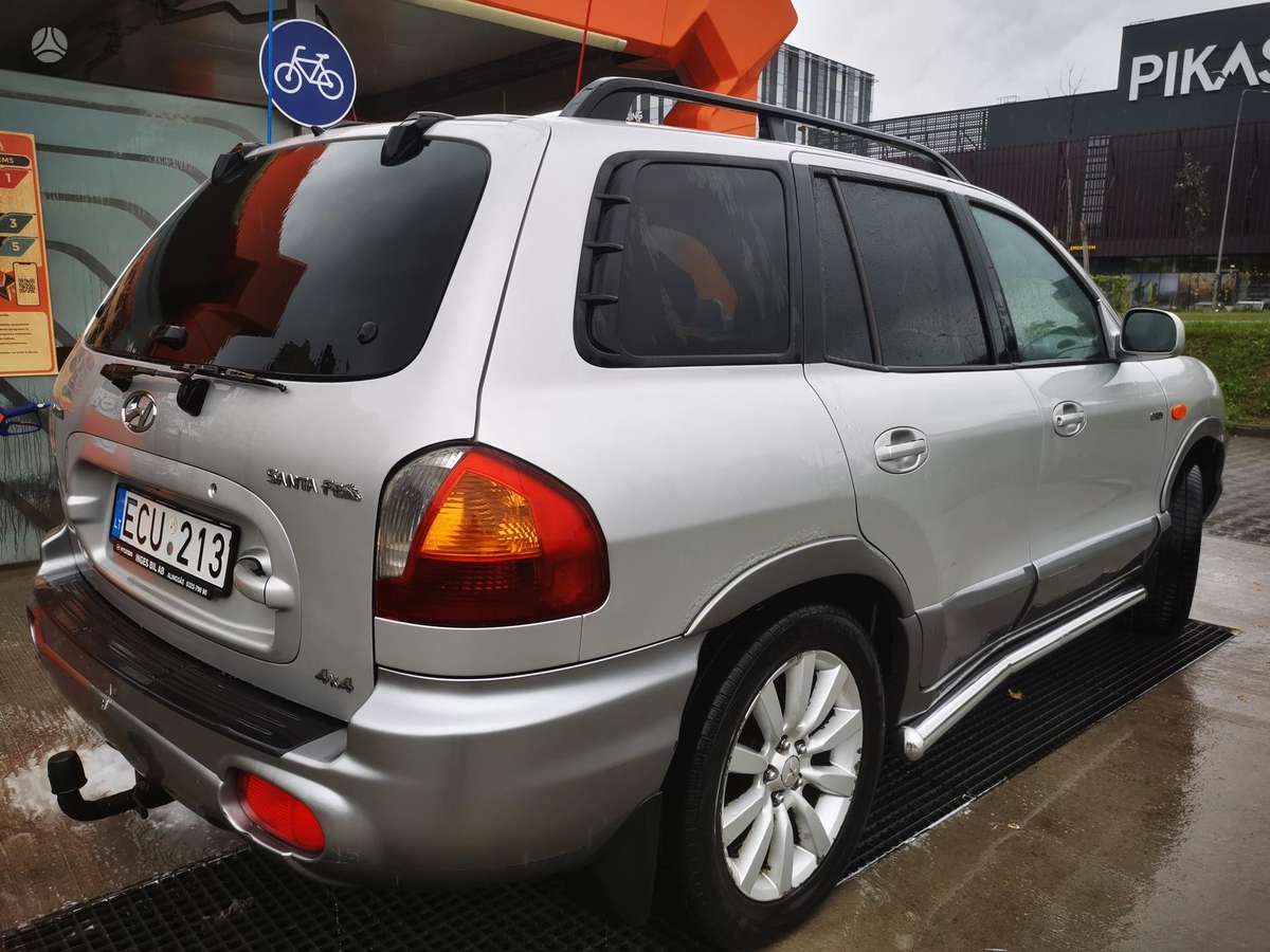 Hyundai Santa Fe