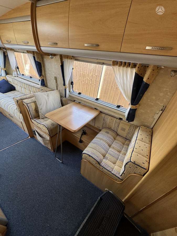 Swift Accles Moonstone, caravans