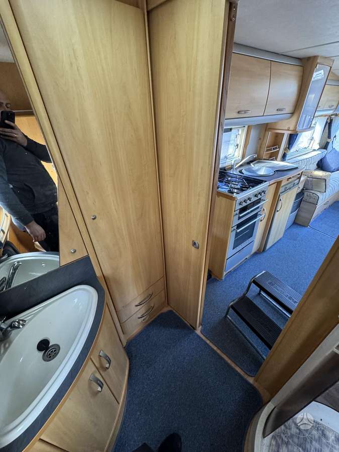 Swift Accles Moonstone, кемперы