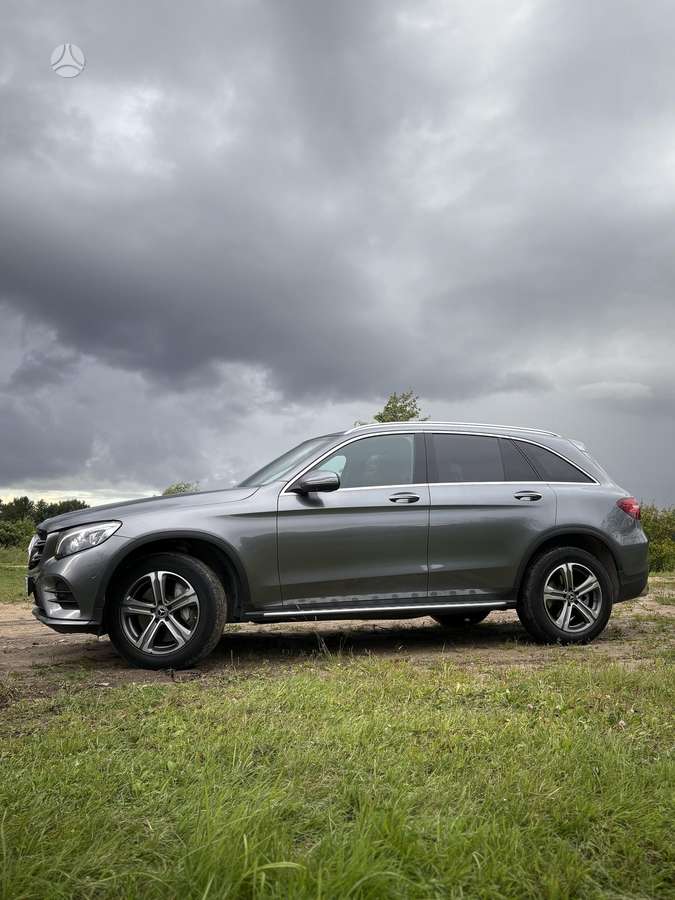 Mercedes-Benz GLC350