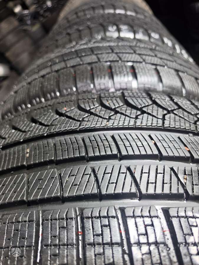Pirelli P zero winter, žieminės 285/40 R20