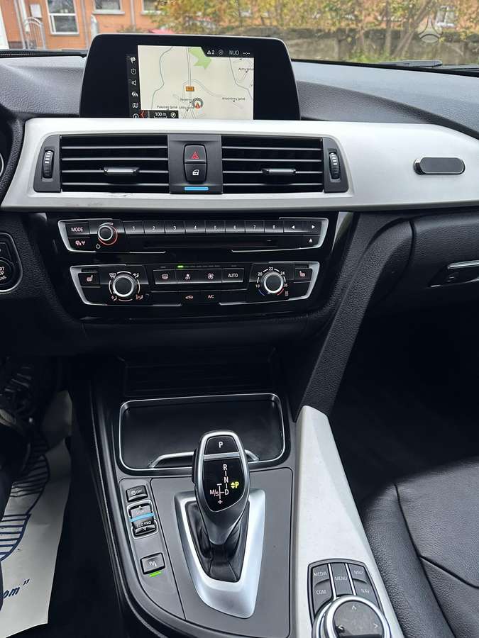 BMW 320, 2.0 l., wagon