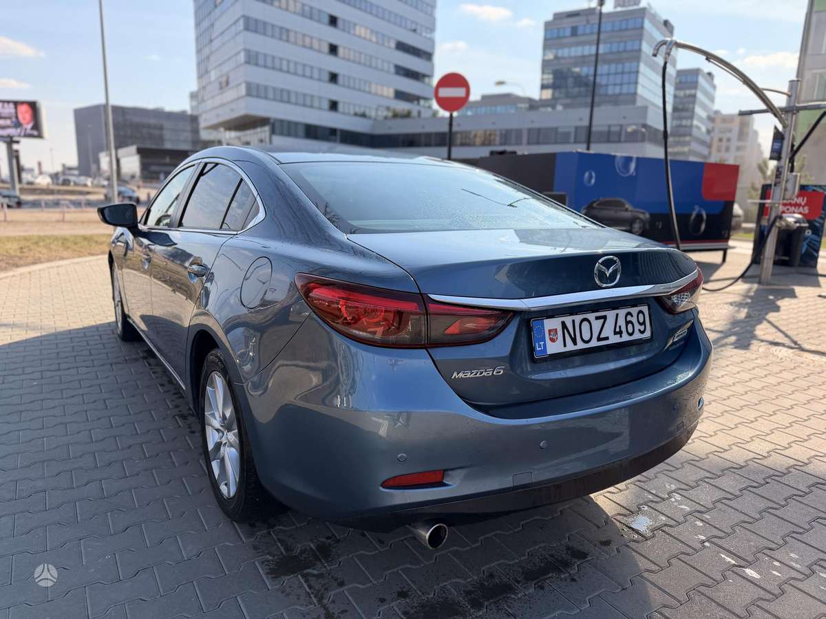 Mazda 6, 2.2 l., Седан