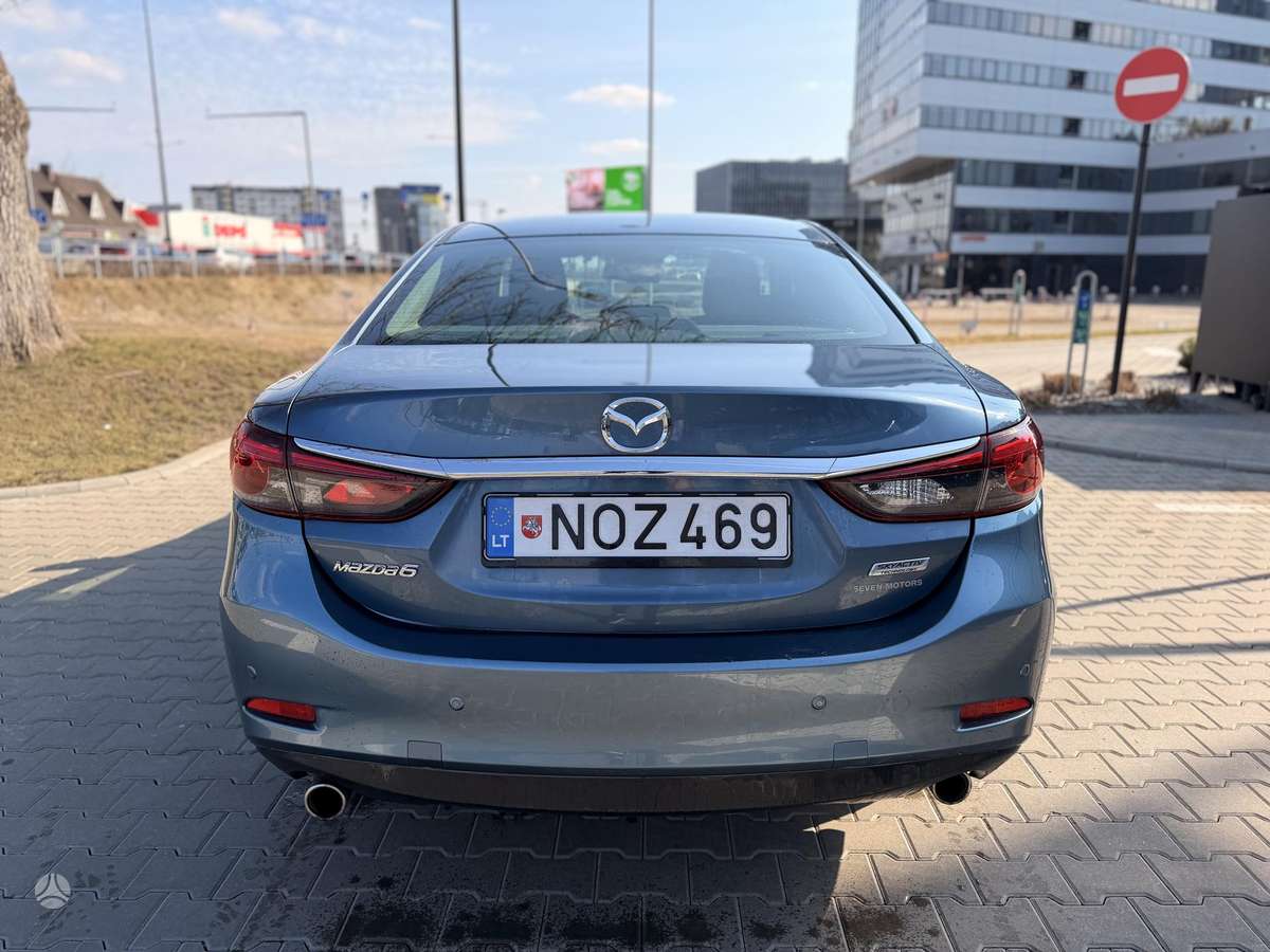 Mazda 6, 2.2 l., Седан