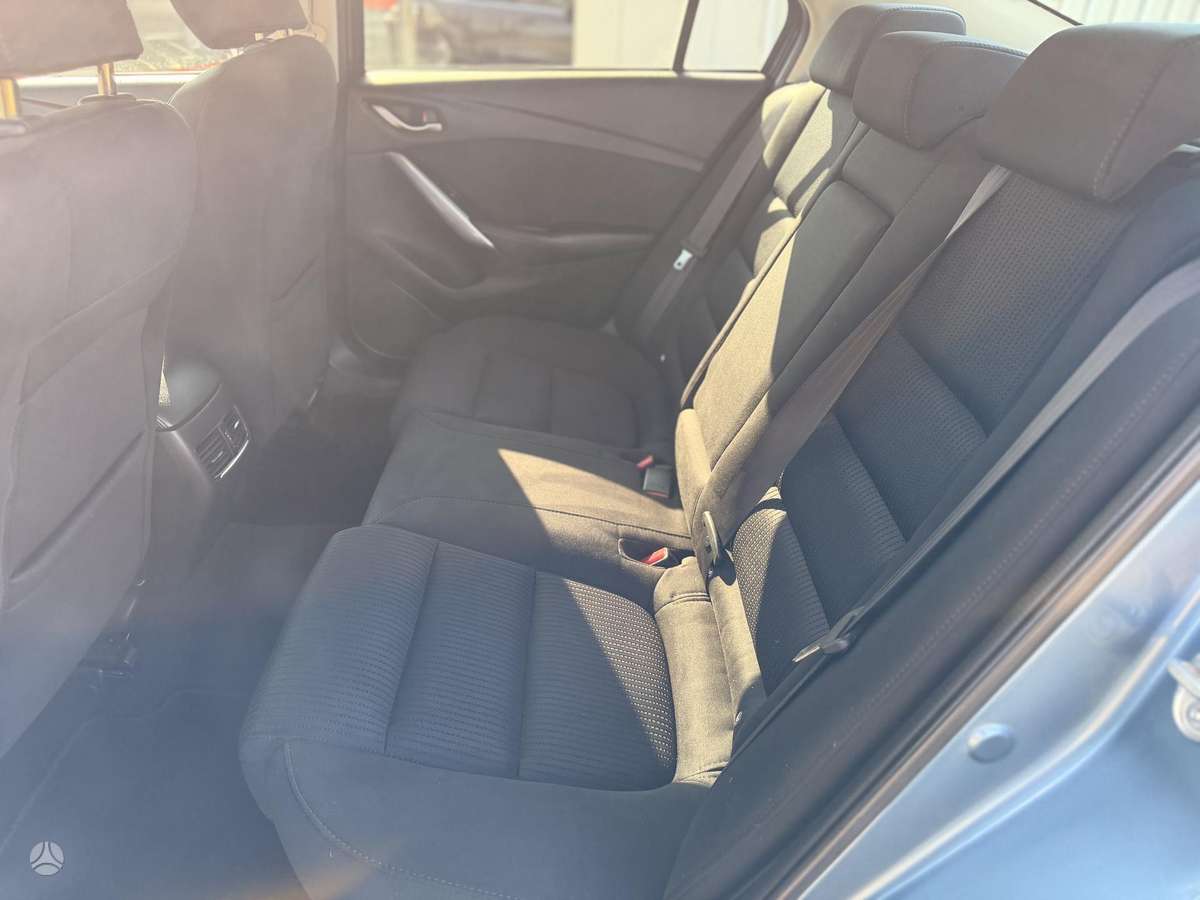 Mazda 6, 2.2 l., Седан