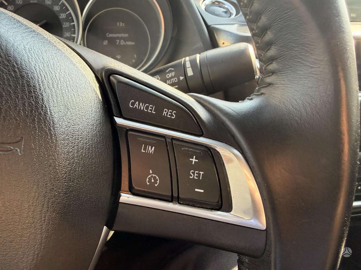 Mazda 6, 2.2 l., Седан