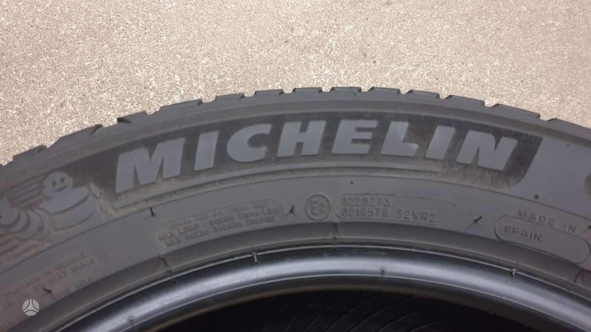 Michelin CrossClimate 2, всесезонные 235/55 R18