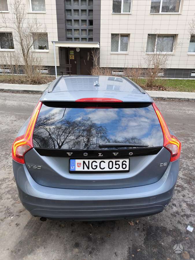 Volvo V60, 2.0 l., Универсал