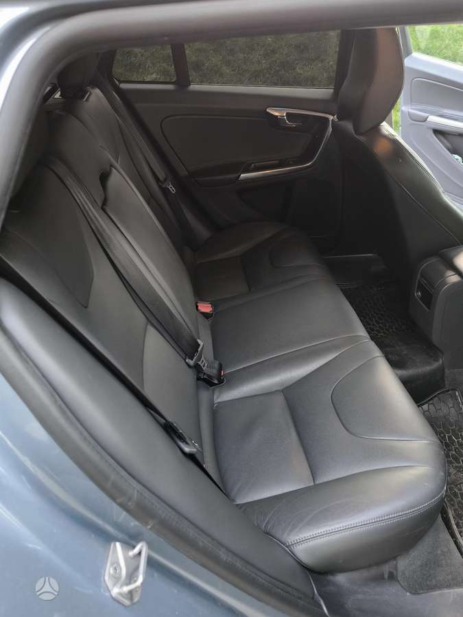 Volvo V60, 2.0 l., Универсал
