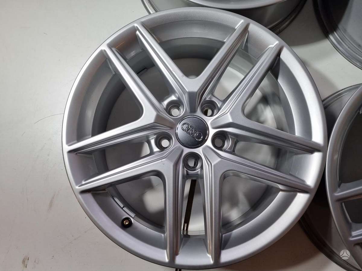 Audi R17, light alloy, R17