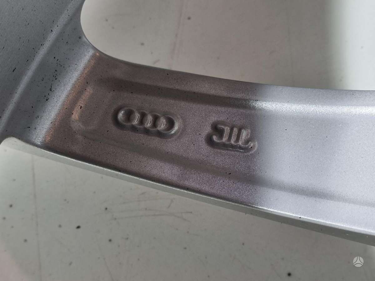 Audi R17, light alloy, R17