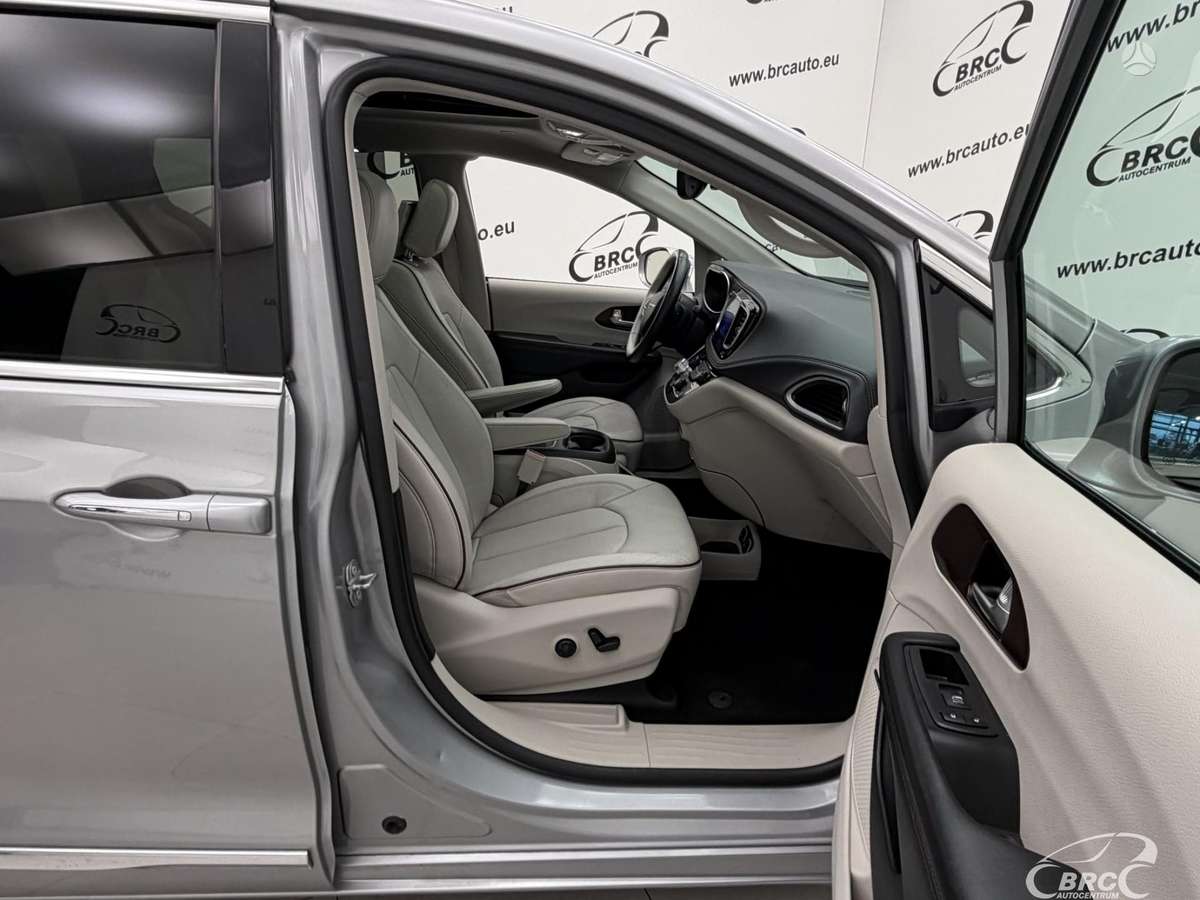 Chrysler Pacifica, 3.6 l., Минивэн
