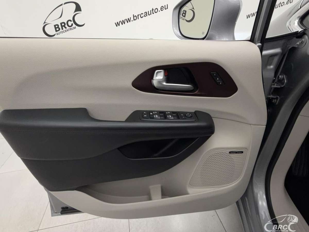 Chrysler Pacifica, 3.6 l., Минивэн