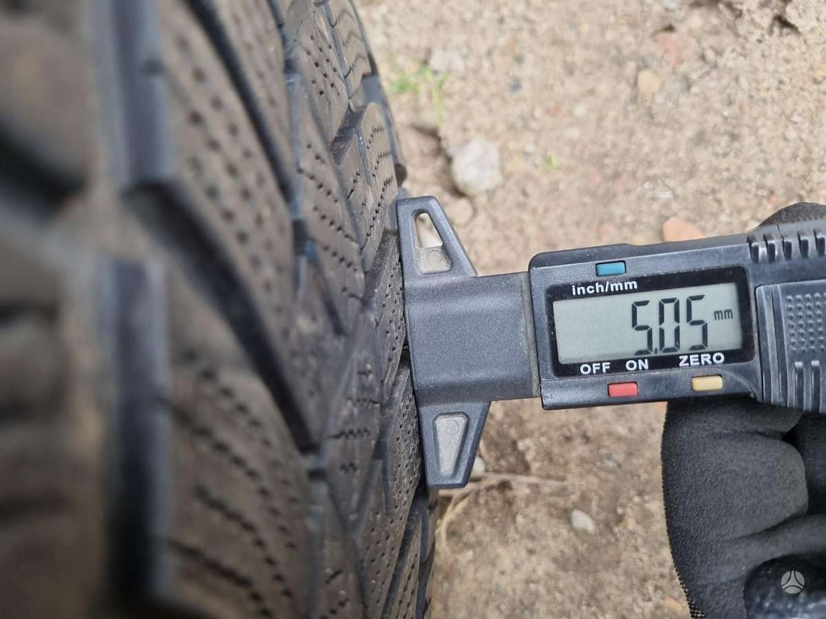 Goodyear, зимние 235/55 R17