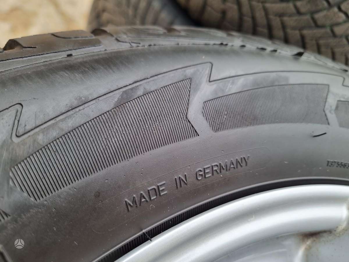 Goodyear, зимние 235/55 R17