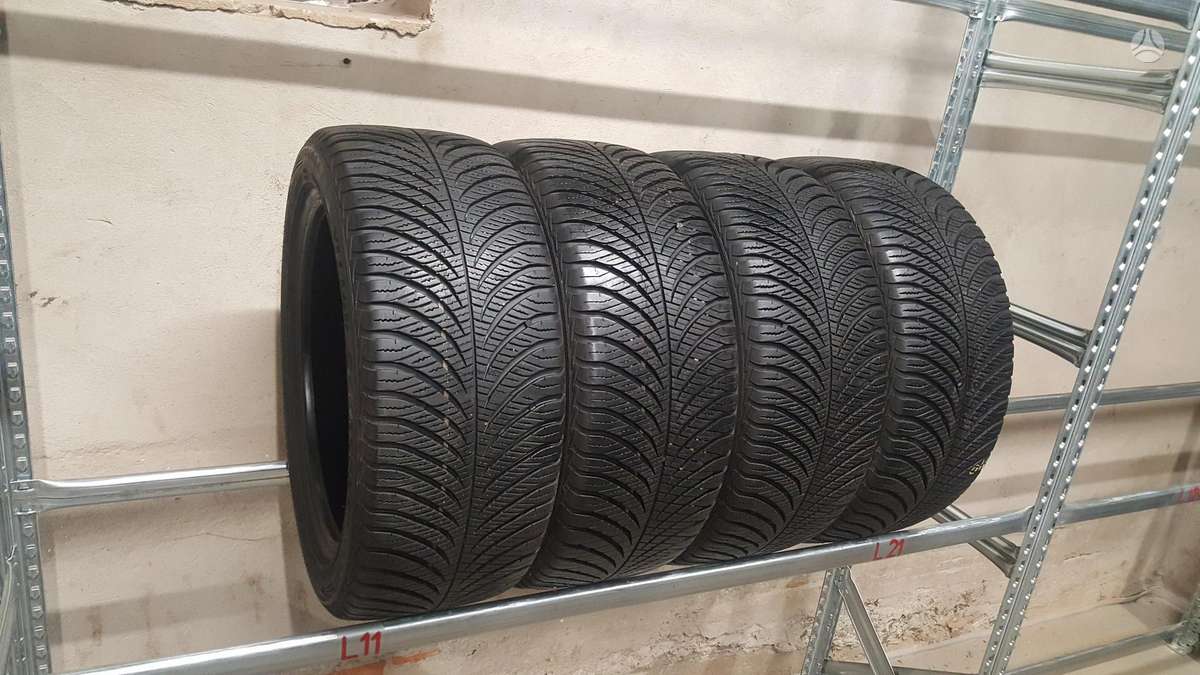 Goodyear VECTOR4SEASONS, universalios 215/45 R16