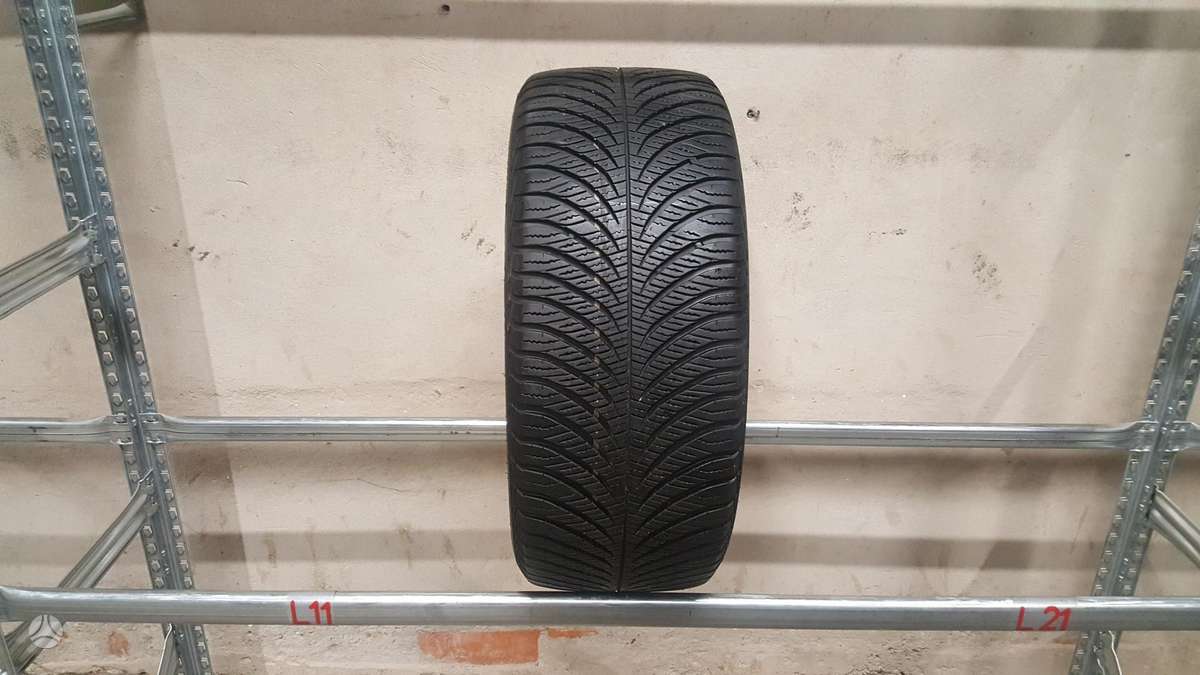 Goodyear VECTOR4SEASONS, всесезонные 215/45 R16