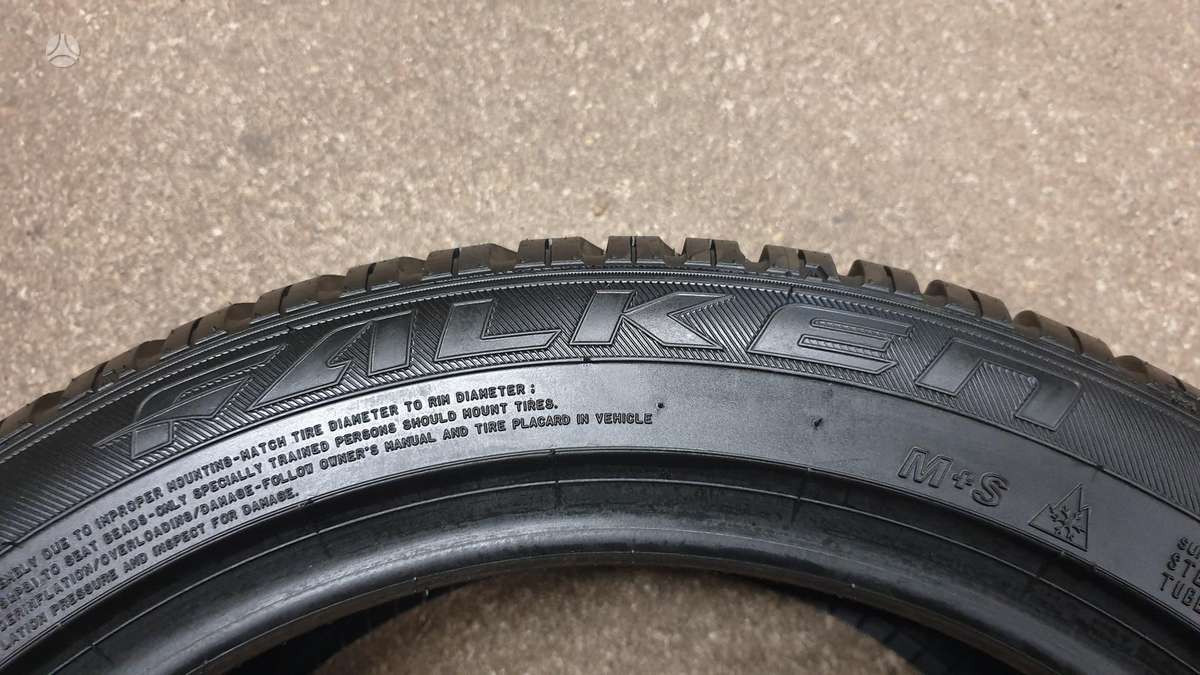 Falken EuroWinter HS01, winter 245/45 R18