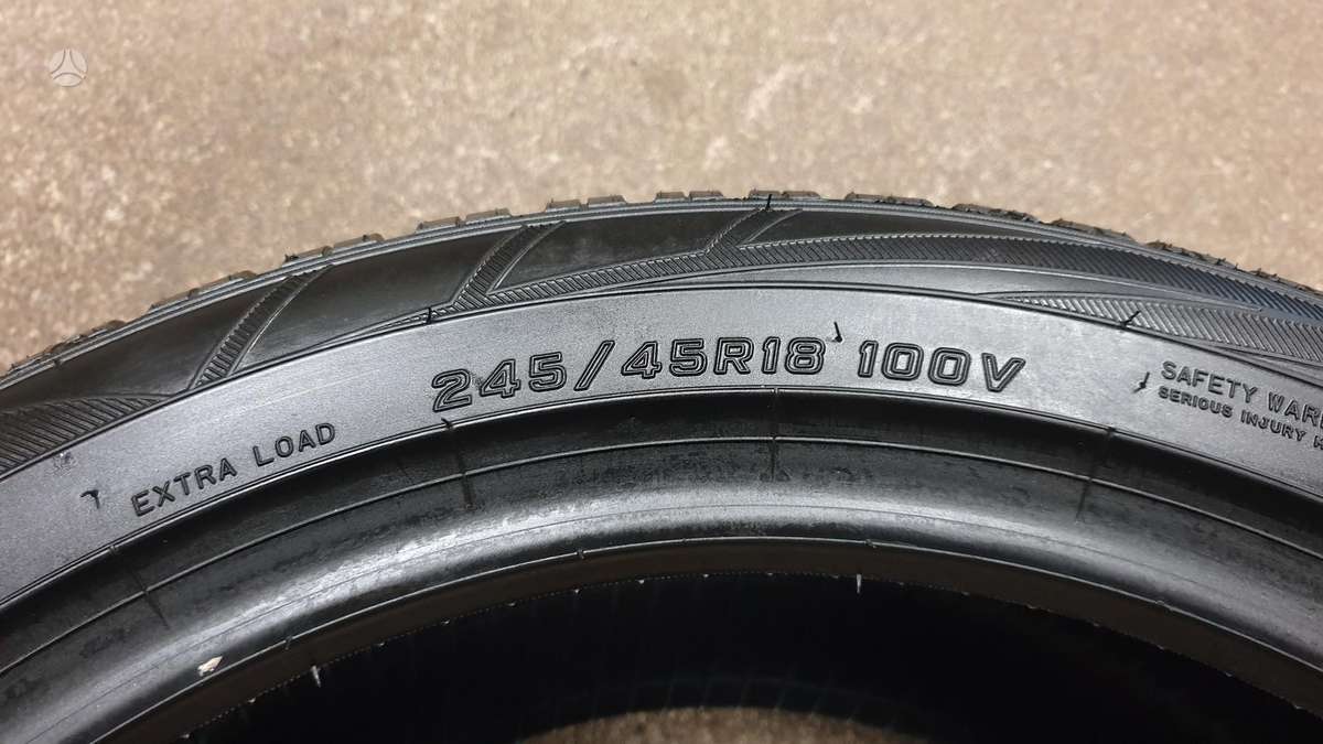 Falken EuroWinter HS01, зимние 245/45 R18
