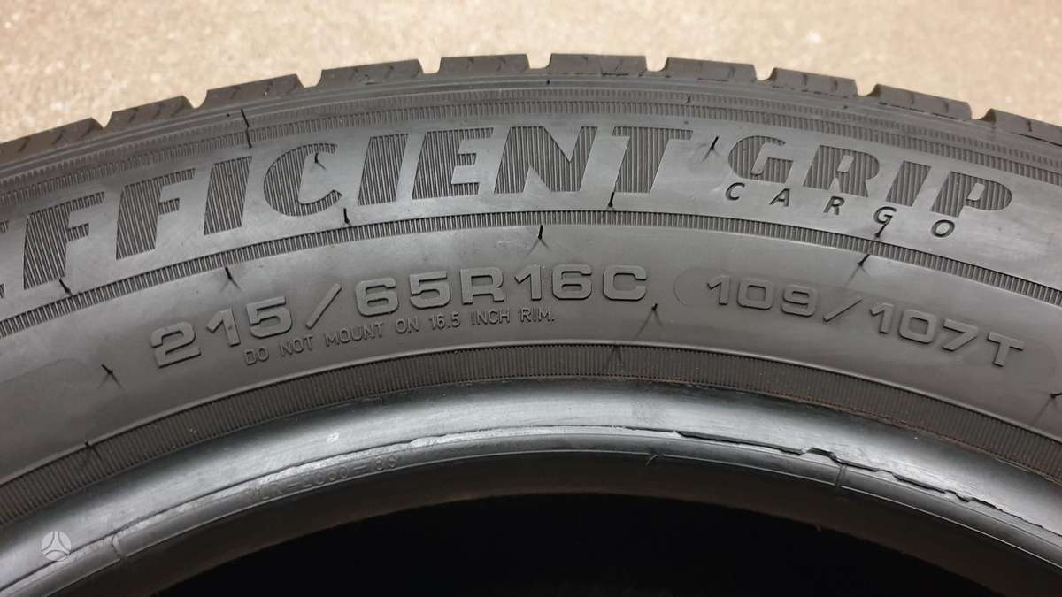 Goodyear EfficientGripCargo, vasarinės 215/65 R16
