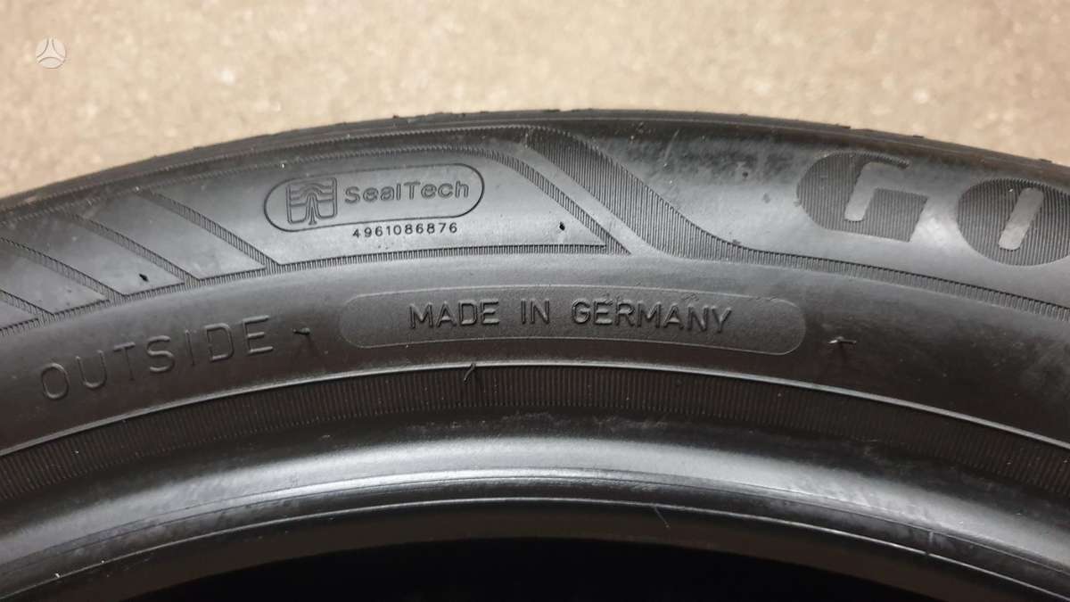 Goodyear EfficientGripPerformance, летние 215/50 R19