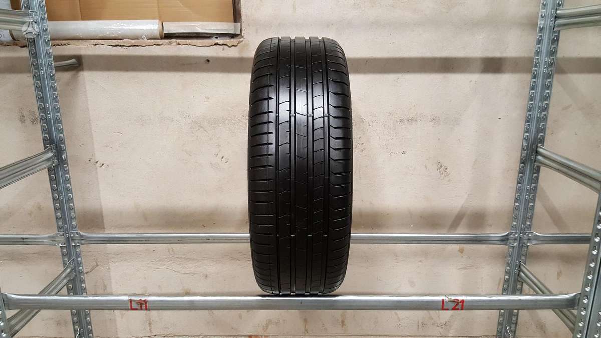 Pirelli PZero TM, летние 225/40 R20