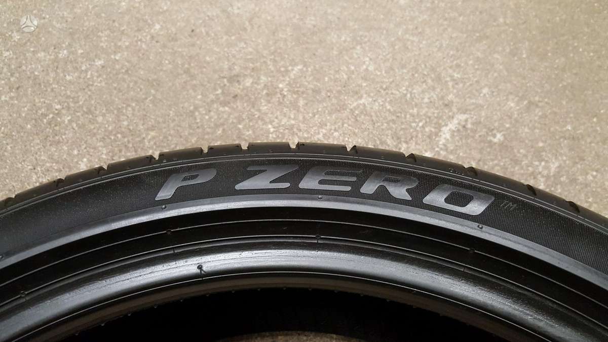 Pirelli PZero TM, летние 225/40 R20
