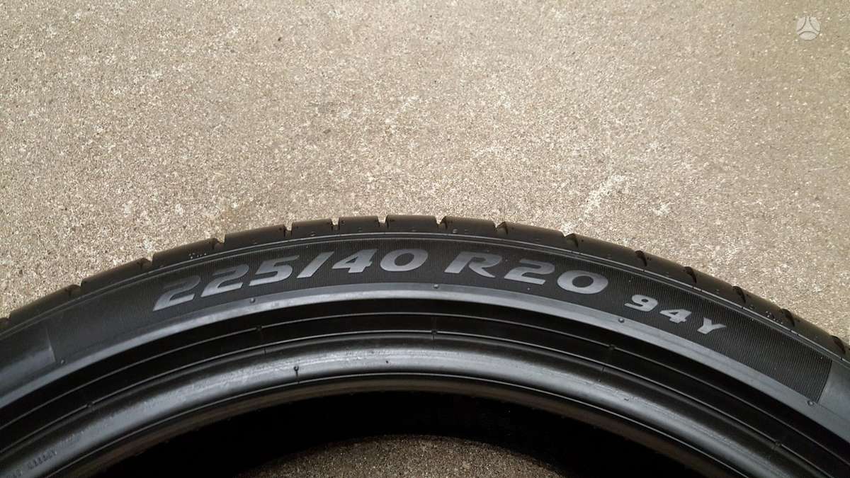 Pirelli PZero TM, летние 225/40 R20