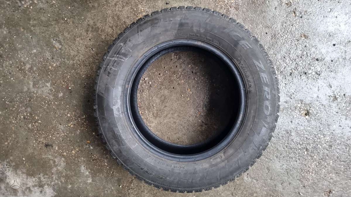 Pirelli Ice zero, зимние 215/65 R16