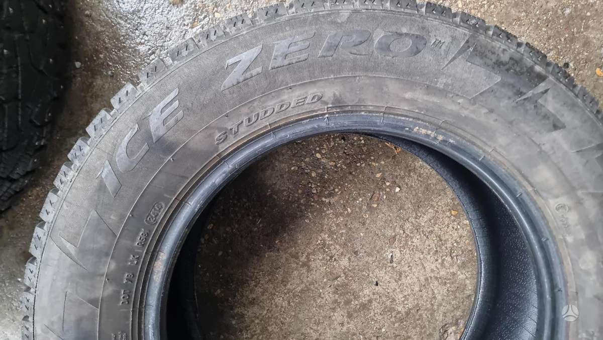 Pirelli Ice zero, зимние 215/65 R16