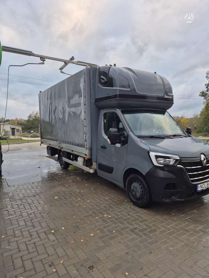 Renault Master, 2.4 l., cargo van