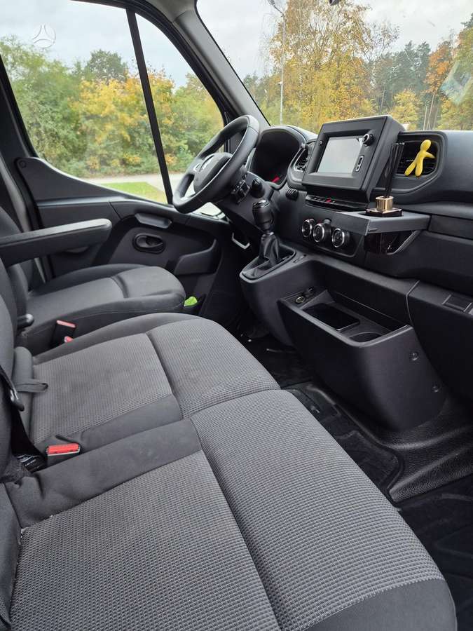Renault Master, 2.4 l., cargo van