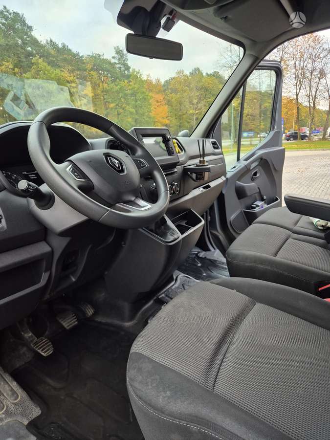 Renault Master, 2.4 l., cargo van