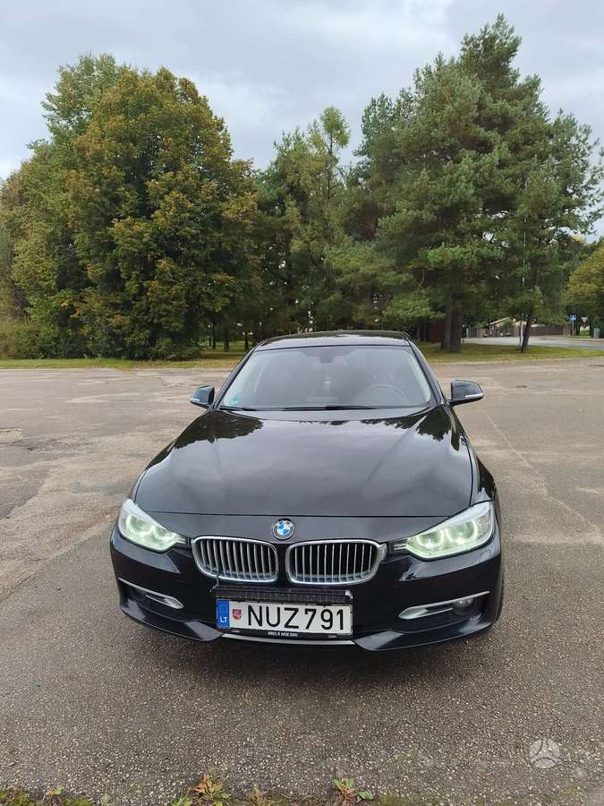 BMW 320