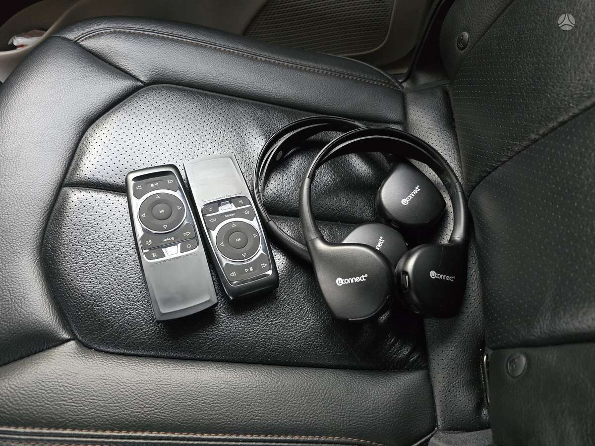 Chrysler Pacifica, 3.6 l., Минивэн