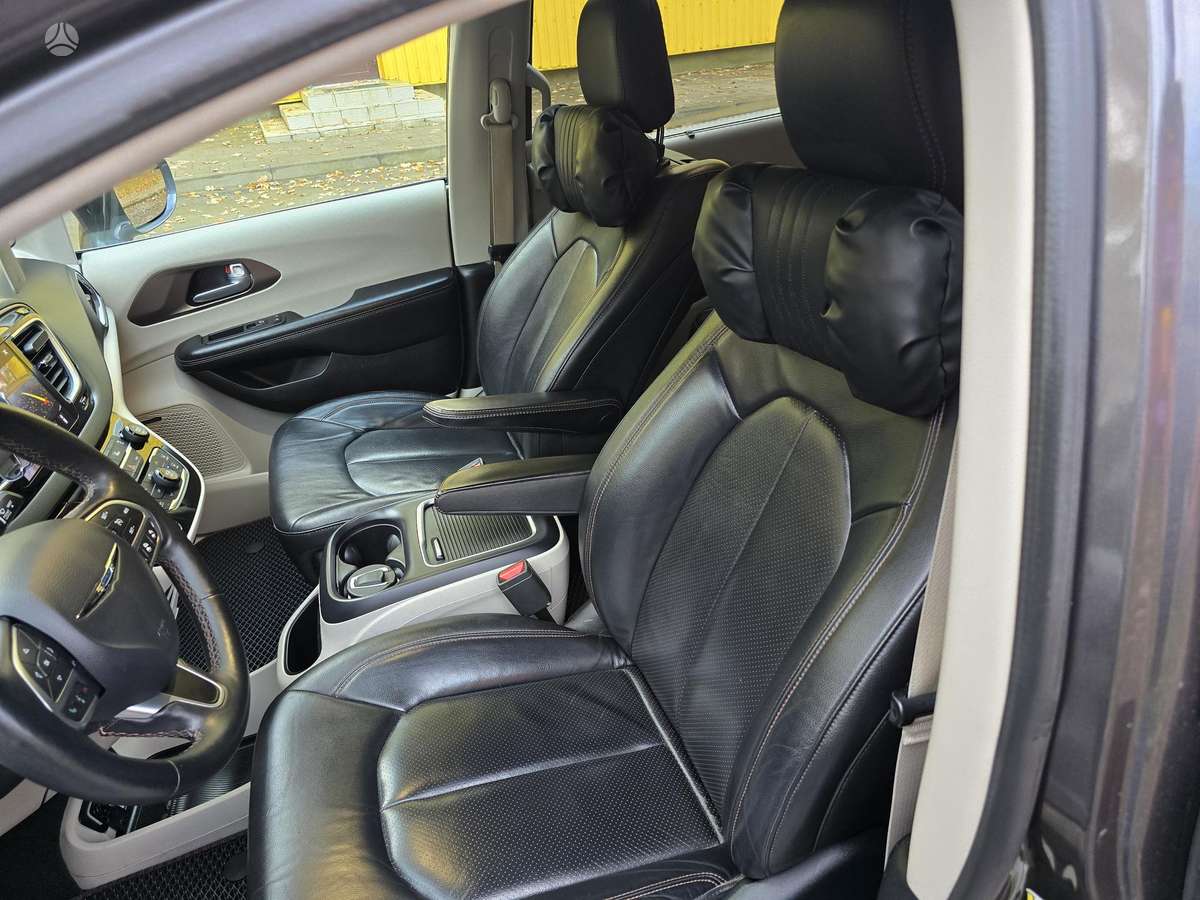 Chrysler Pacifica, 3.6 l., Минивэн