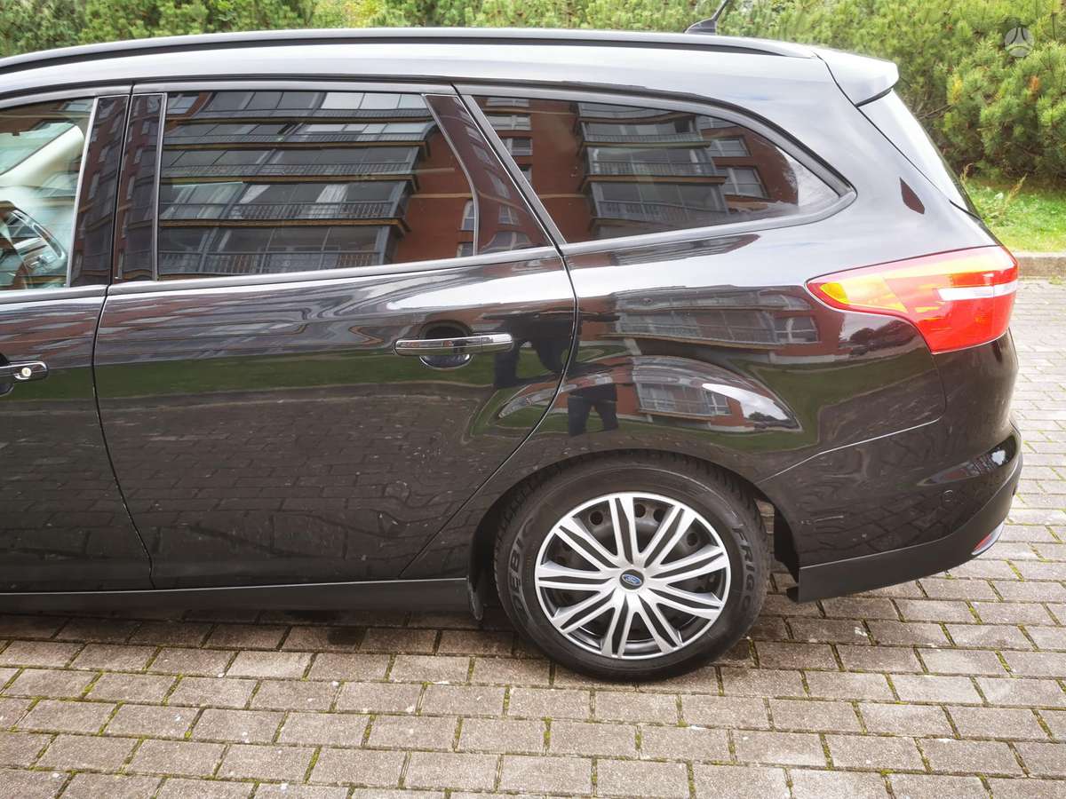 Ford Focus 2015 — фото 12