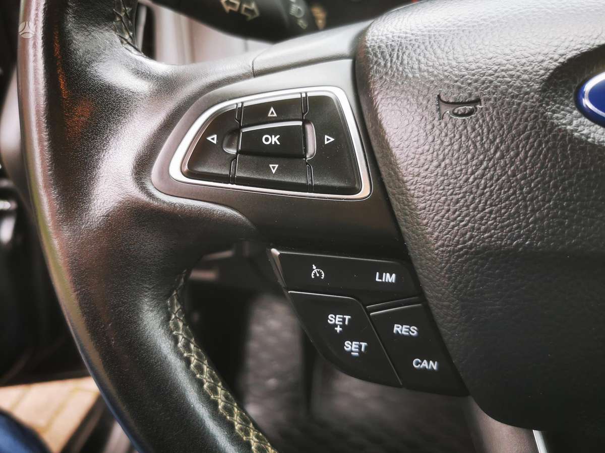 Ford Focus 2015 — фото 27