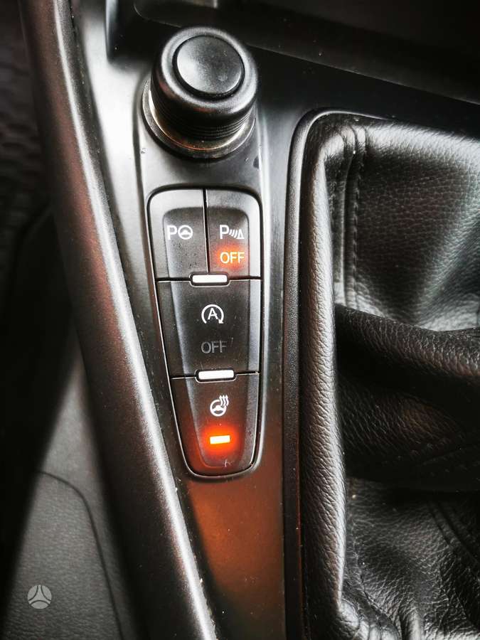 Ford Focus 2015 — фото 36