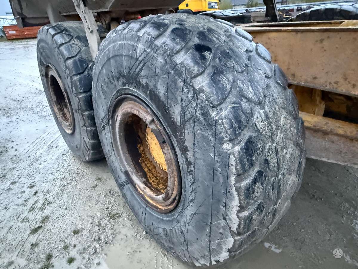Volvo A25D, самосвалы