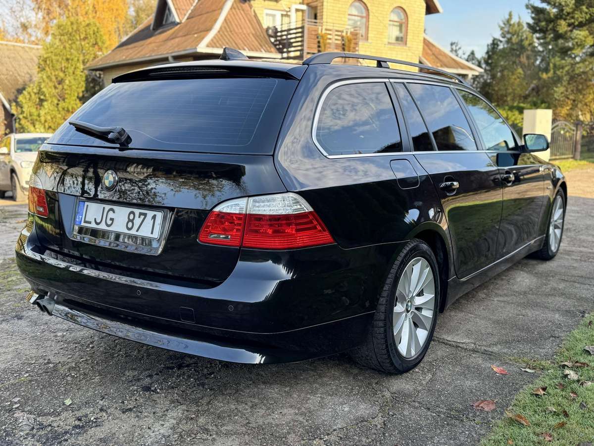 BMW 525, 3.0 l., Универсал