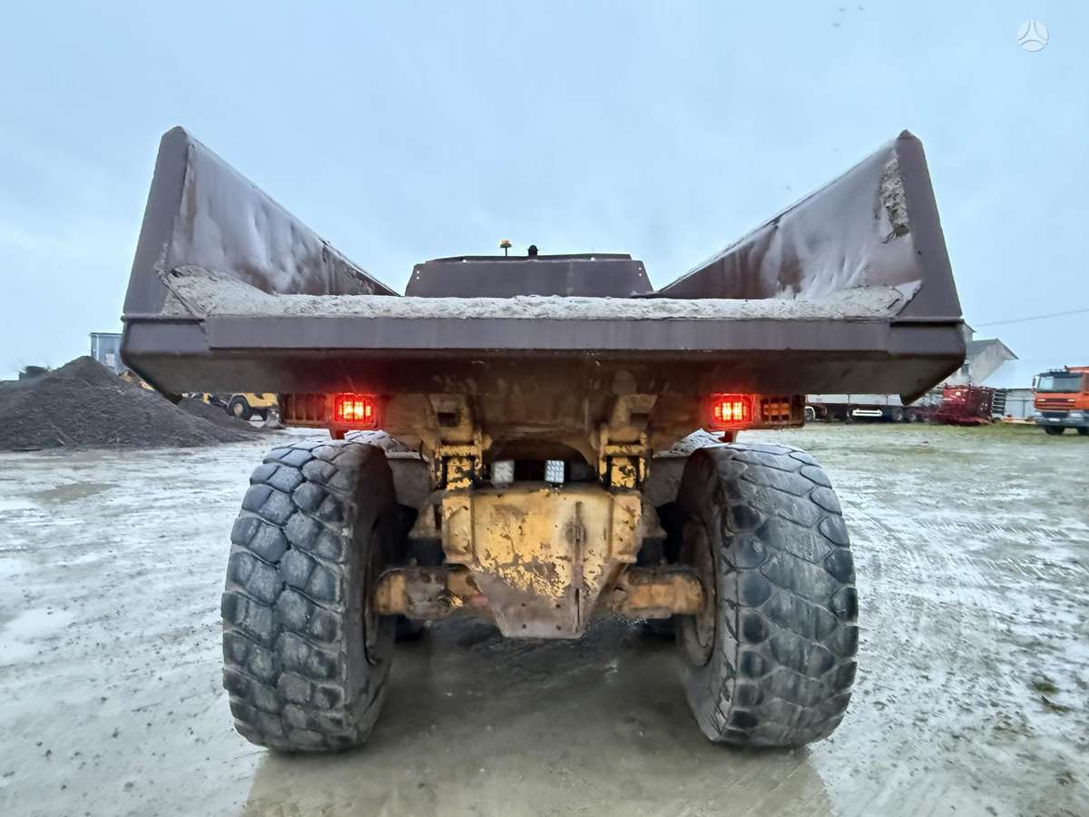 Volvo A25D, самосвалы